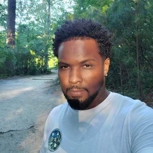 Meet your Posher, Aaron